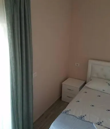 Adriatic East View Apartamento *